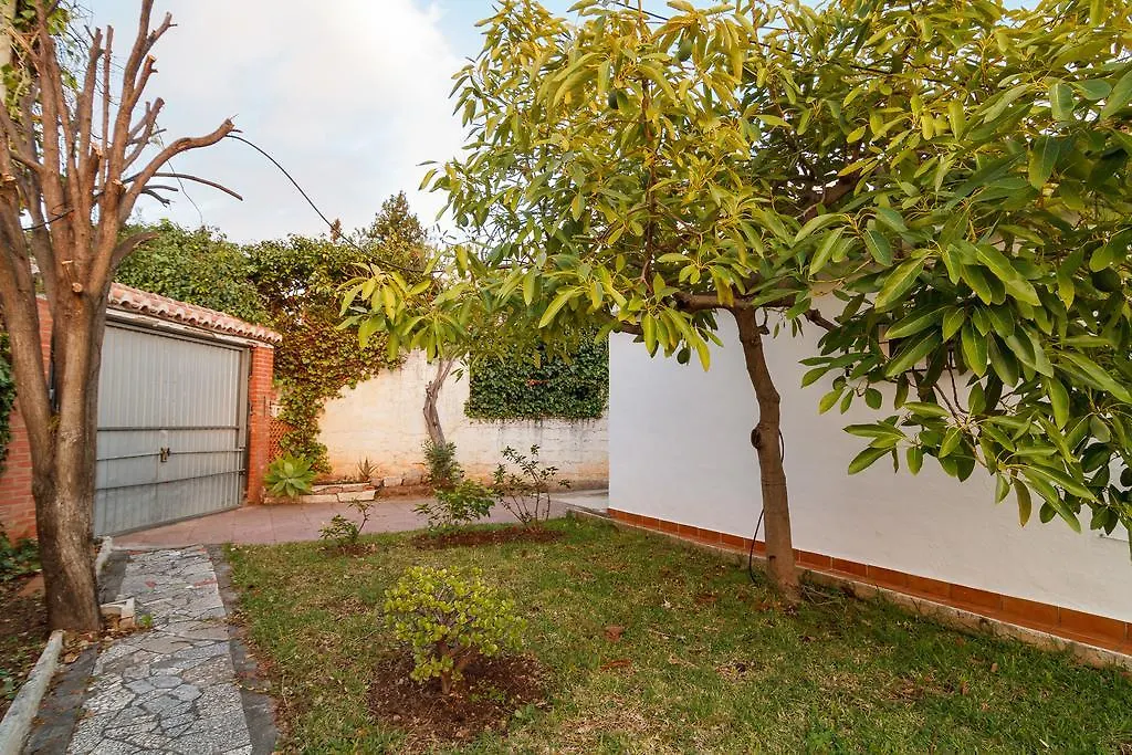 Villa Francisca Casasol 네르하